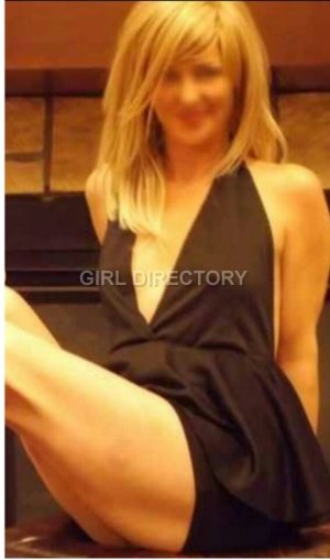 Tracy Luvv photo 2