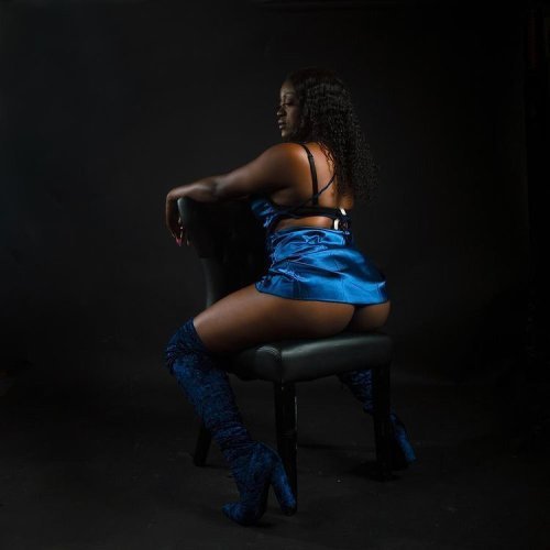 Jewels Milliana Banx photo 3