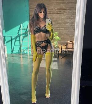 Tina photo 1