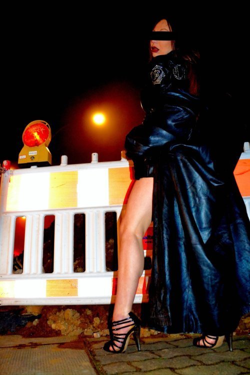 Mistress-O photo 1